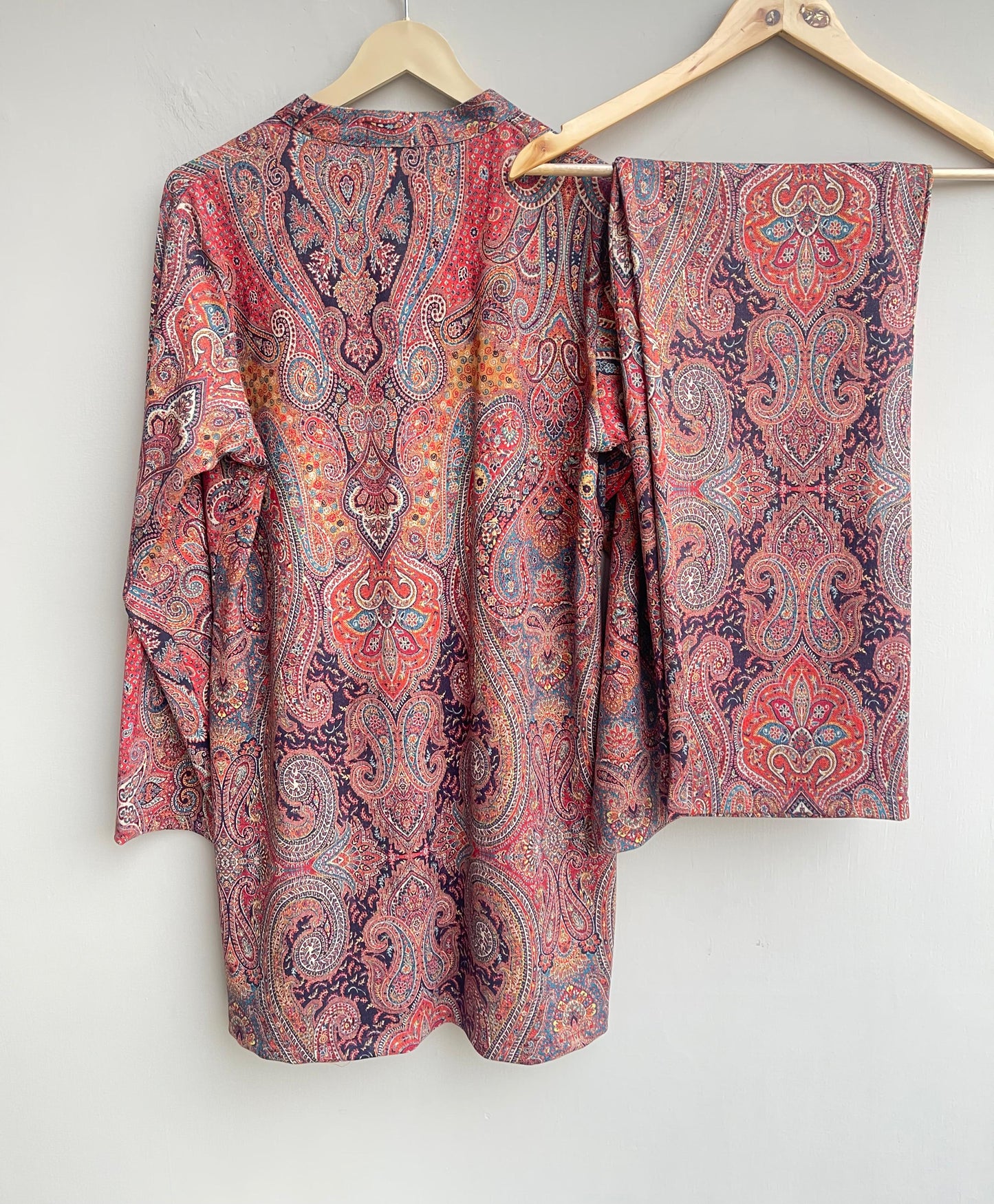 Imported velvet readymade ladies winter coord set Rc17875