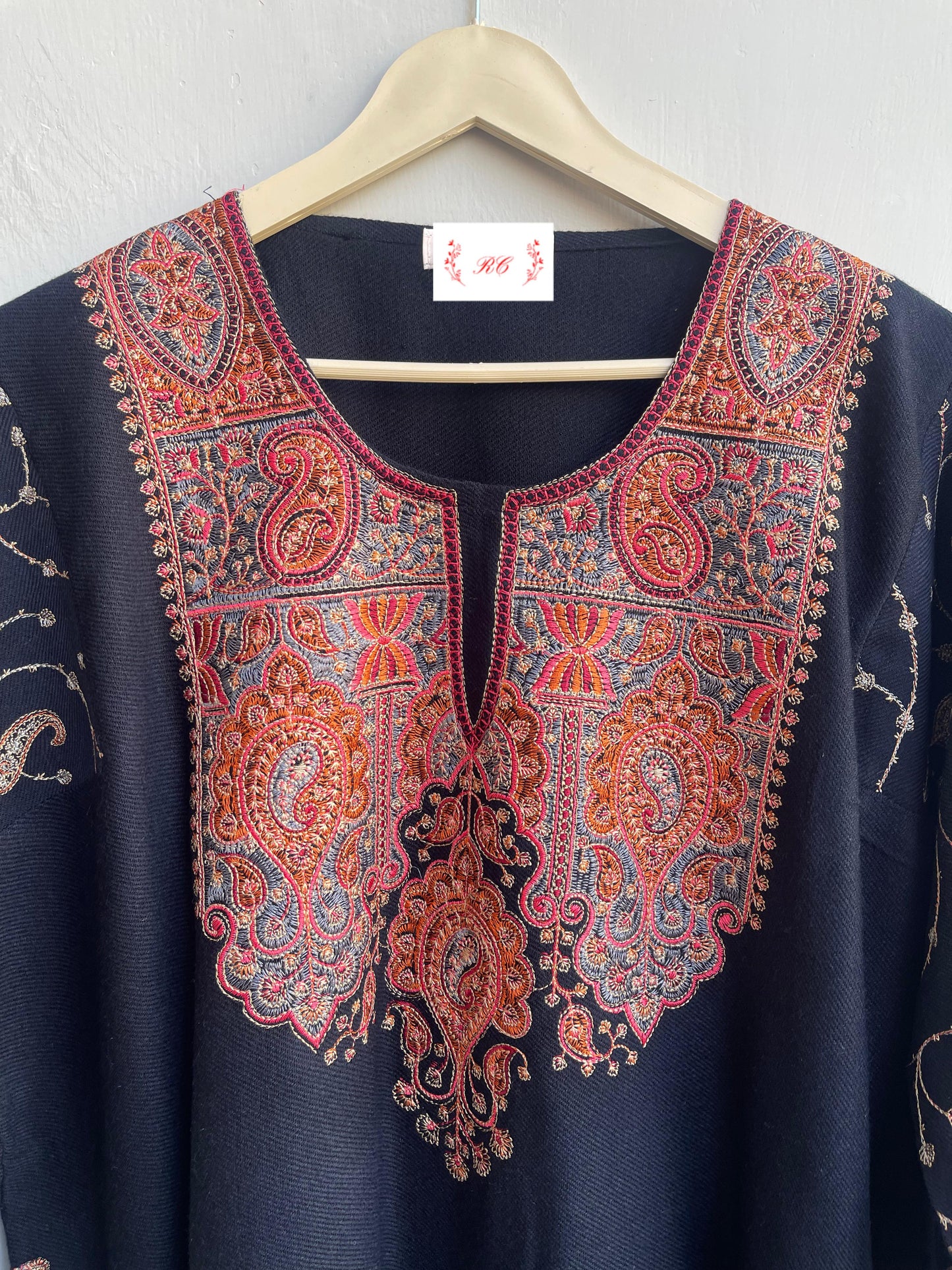 Kashmiri kadai pheron readymade ladies kurta Rc18111