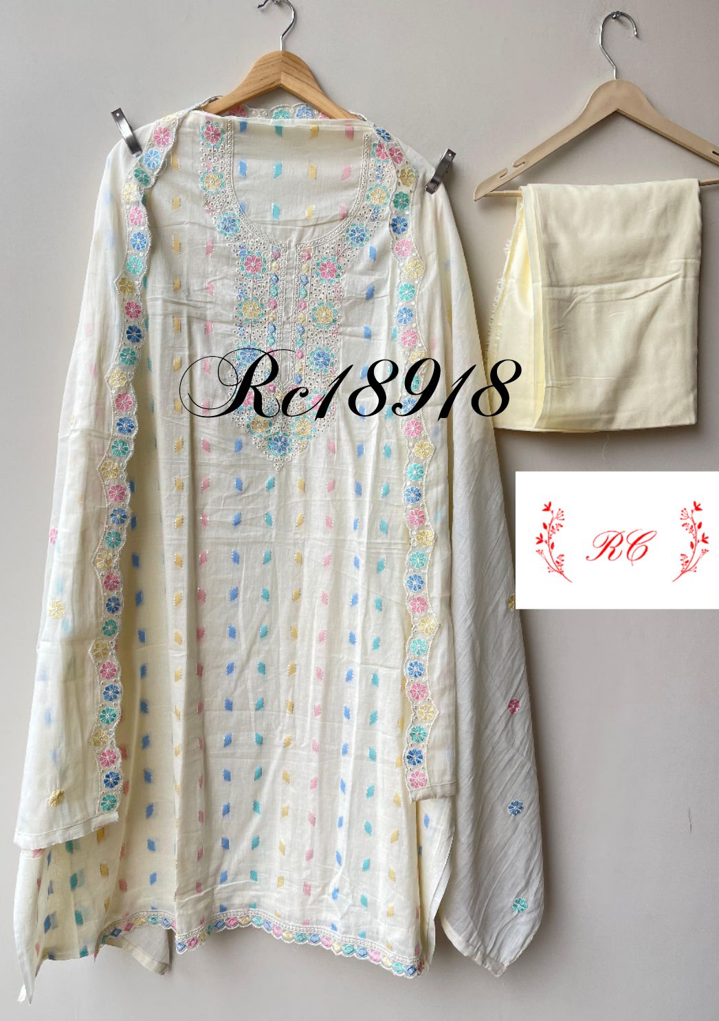 Mul cotton unstitched ladies suit Rc18918