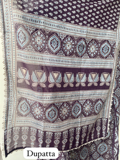 Mul cotton printed unstitched ladies suit Rc18983