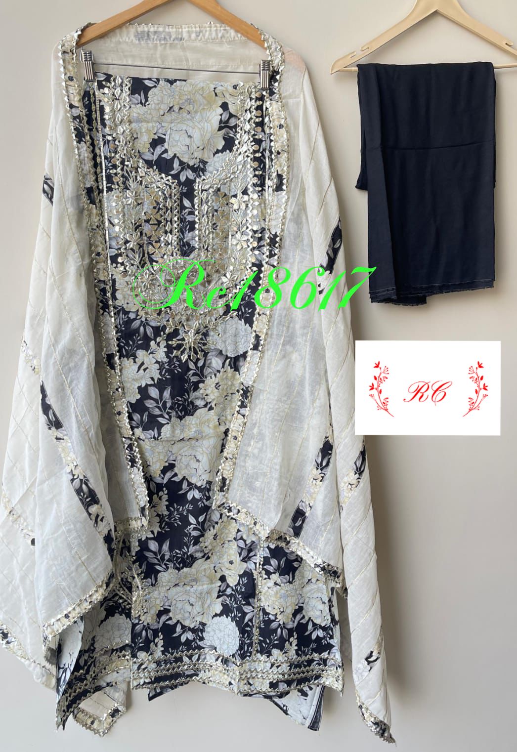 Mul Cotton Printed Unstitched Ladies Suit RC-18617 – view 6