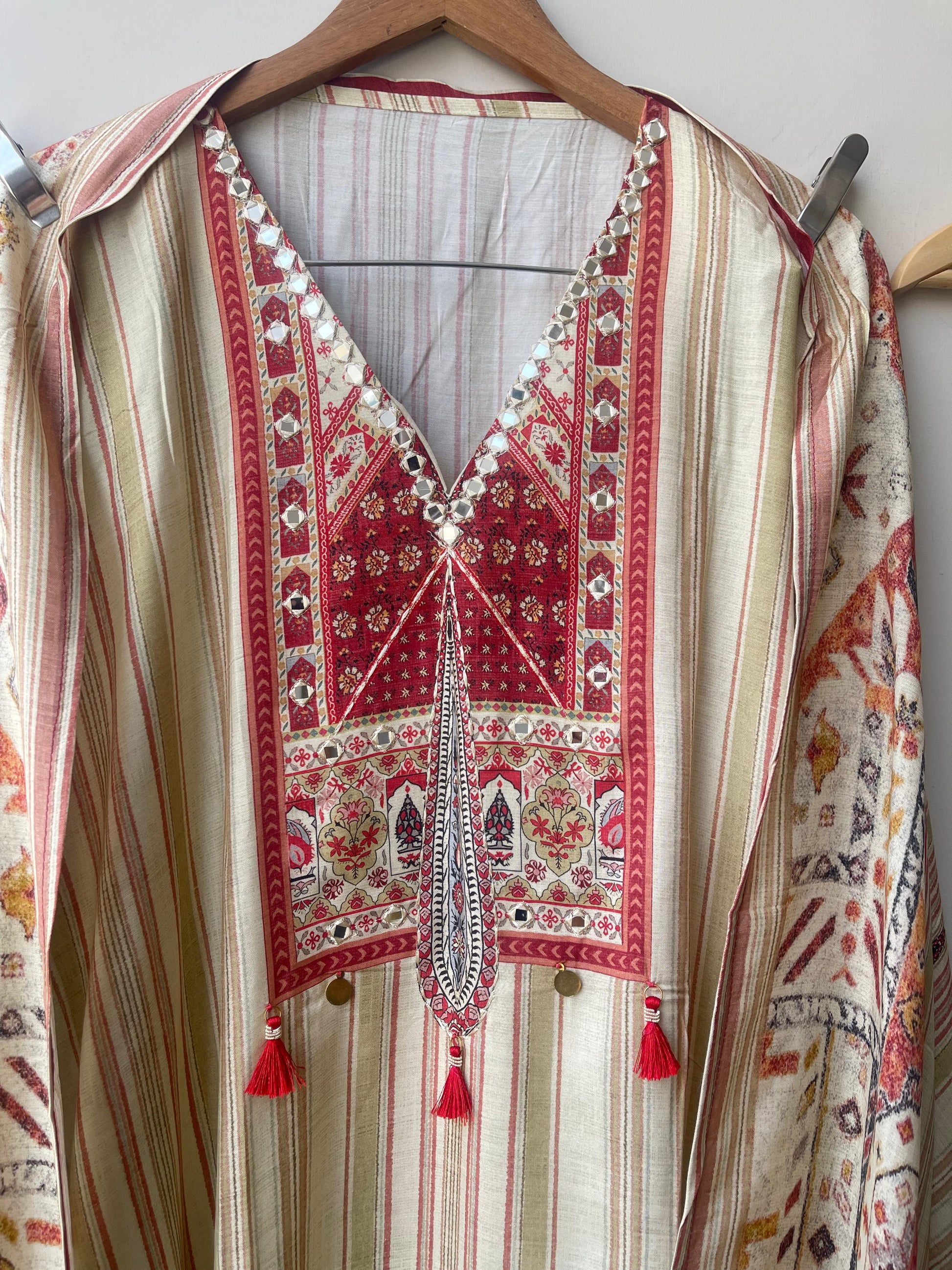 Muslin Printed Unstitched Ladies Suit RC-18754