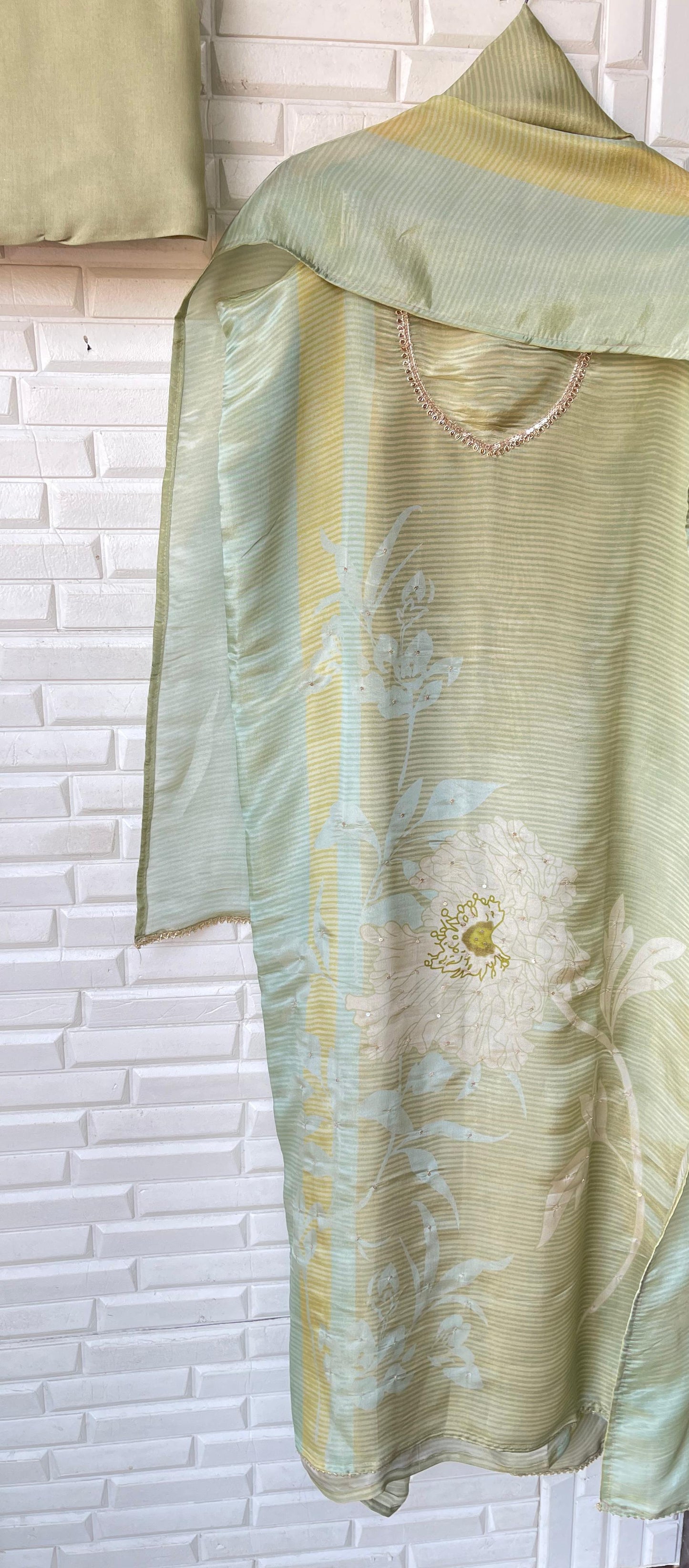 Shimmer silk unstitched ladies suit Rc15798