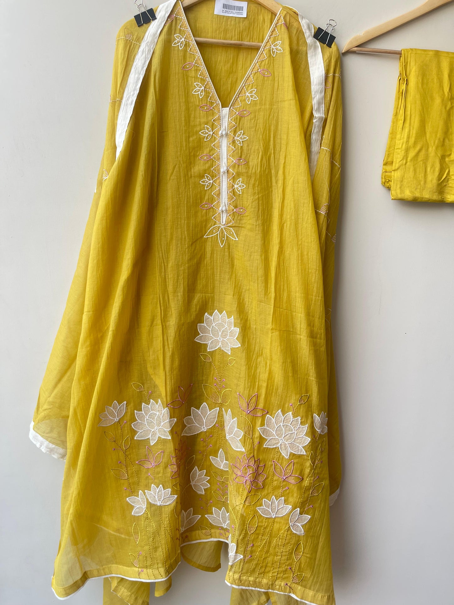 Mul chanderi unstitched ladies suit Rc18943