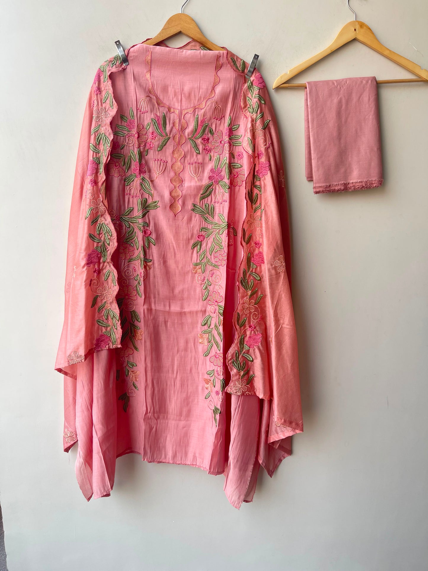 Mul chanderi unstitched ladies suit Rc19308 (a)