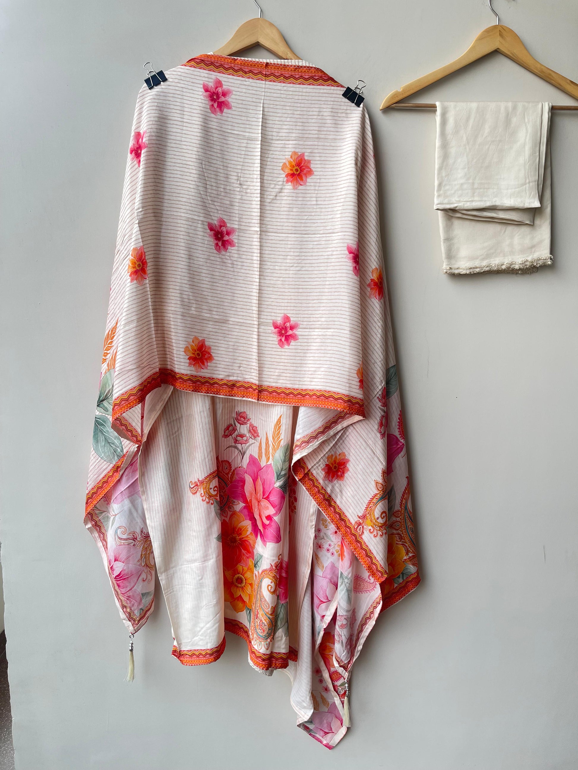 Muslin Printed Unstitched Ladies Suit RC18876 – view 8
