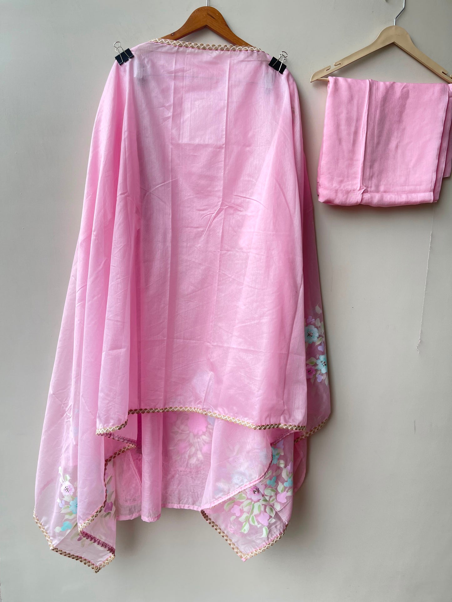 Mul chanderi unstitched ladies suit Rc18969 (a)