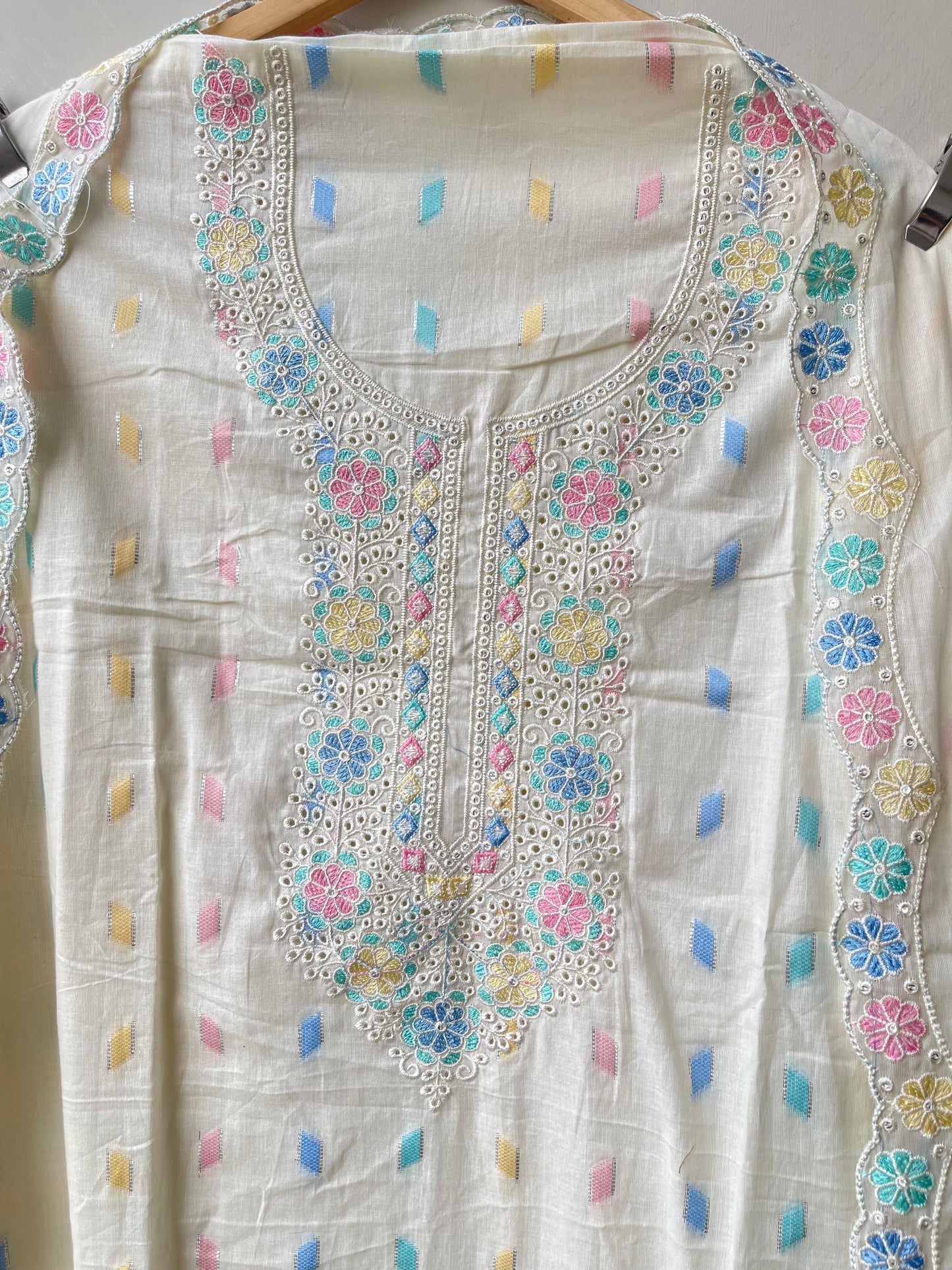 Mul cotton unstitched ladies suit Rc18918