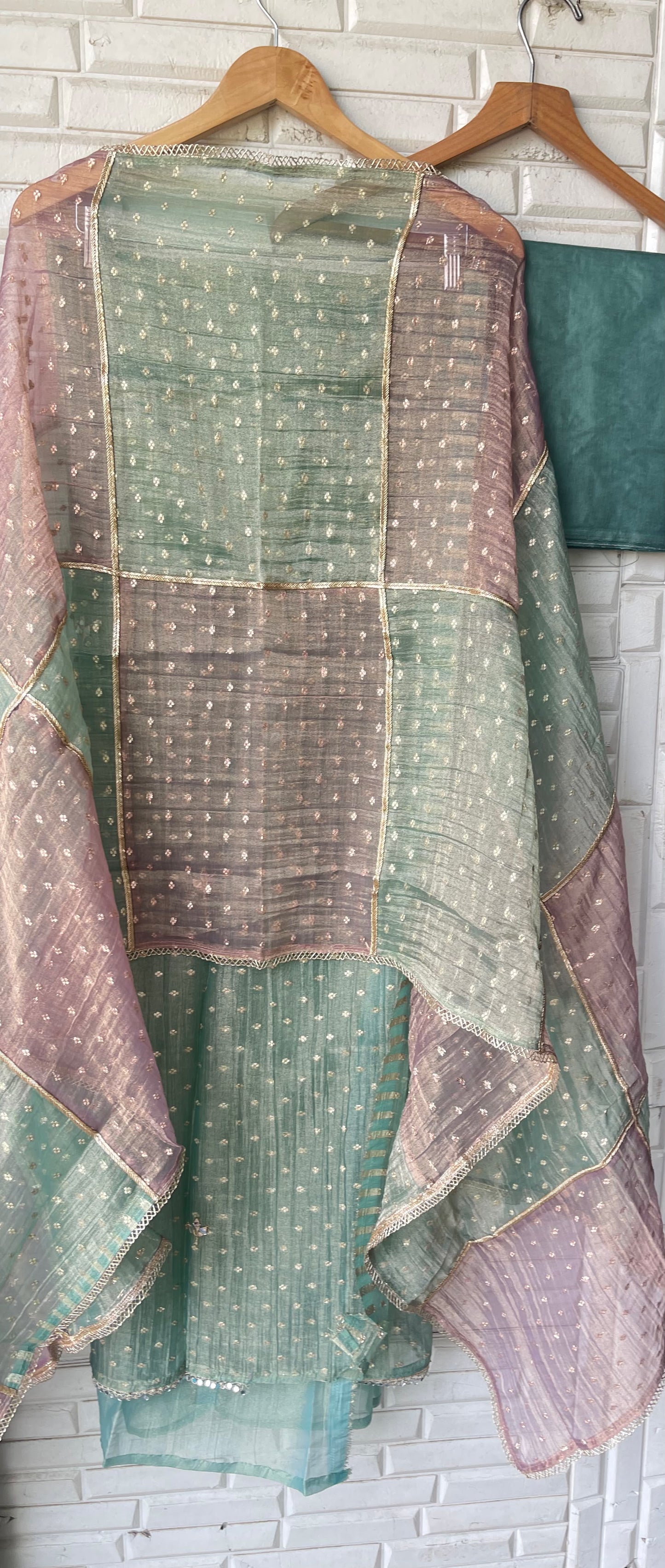 Banarasi shimmer glass organza unstitched ladies suit Rc19295 (b)