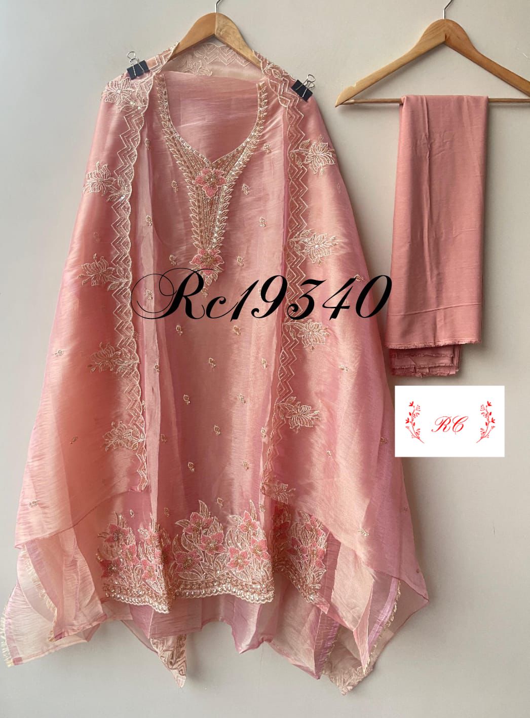 Shimmer tissue unstitched ladies suit Rc19340 (a)