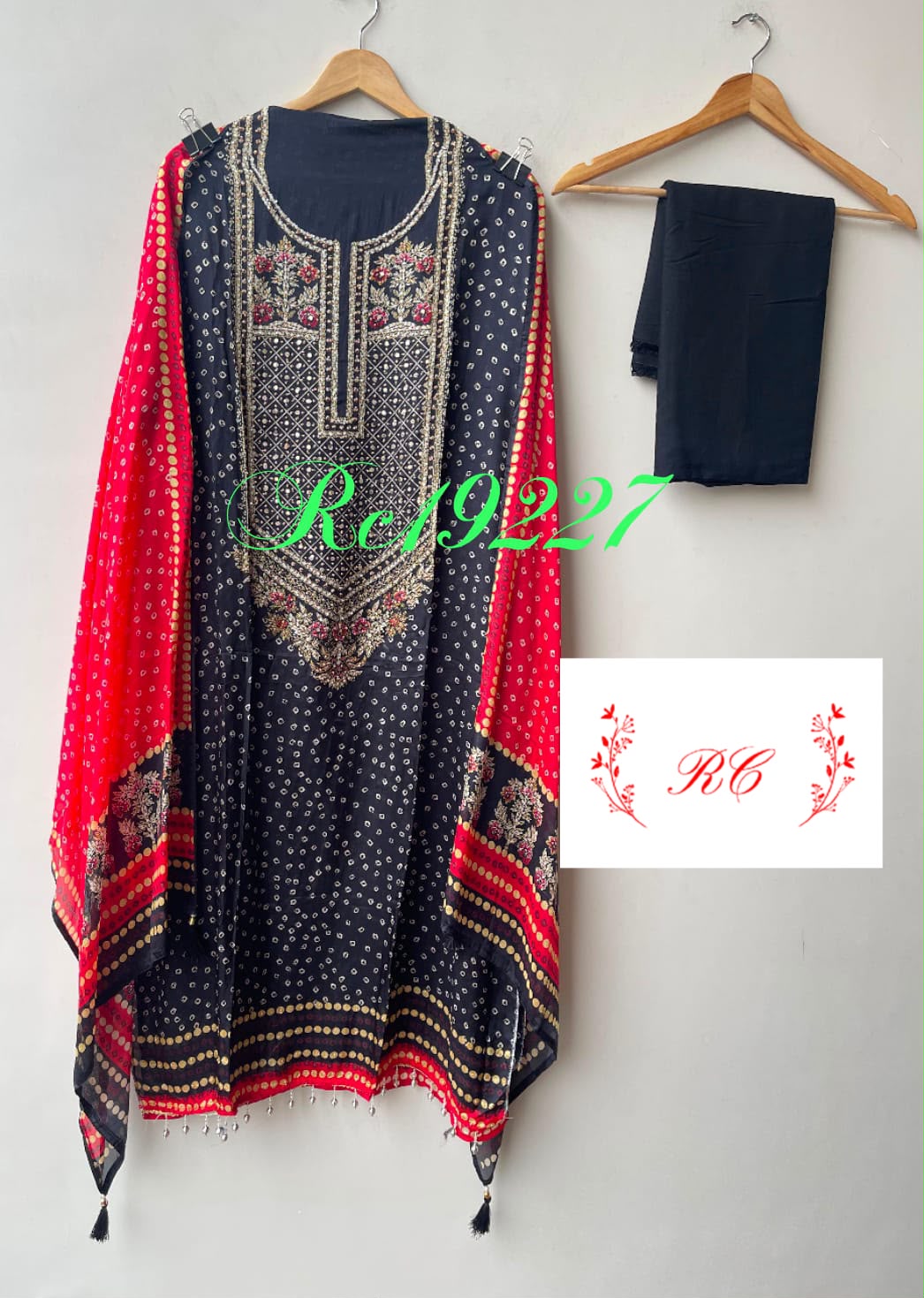 Crepe satin printed ladies unstitched suit Rc19227