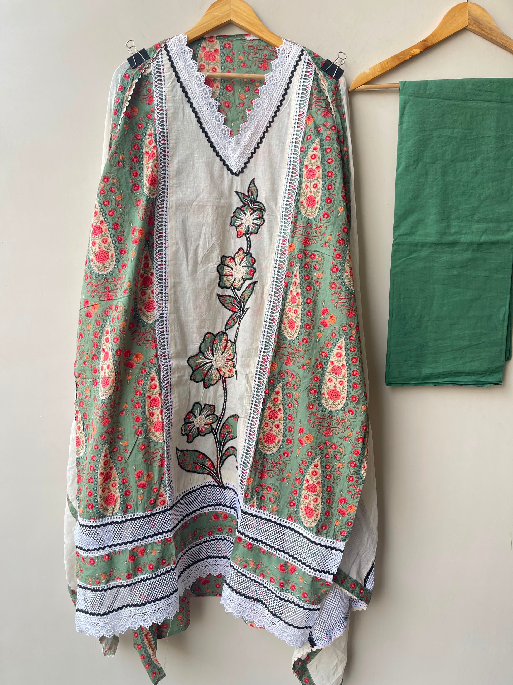 Cotton Printed Unstitched Ladies Suit with Resham Patchwork RC-19017 - Royal Chic by Priti (photo 3)