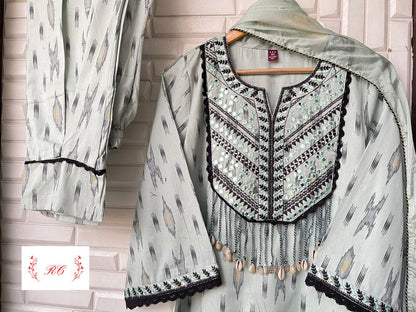 Linen ready made ladies suit Rc13710
