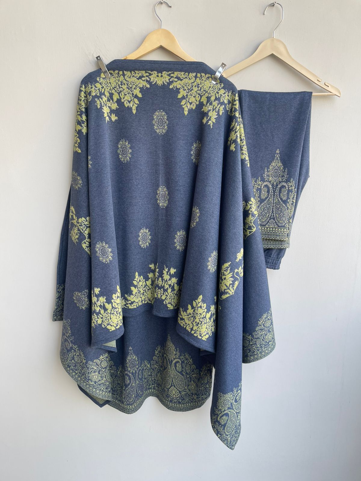 Woolen weaved winter ladies readymade suit Rc18146