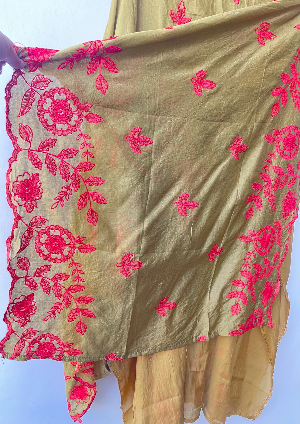 Designer Mul Chanderi 3 Pcs Unstitched Suit Set