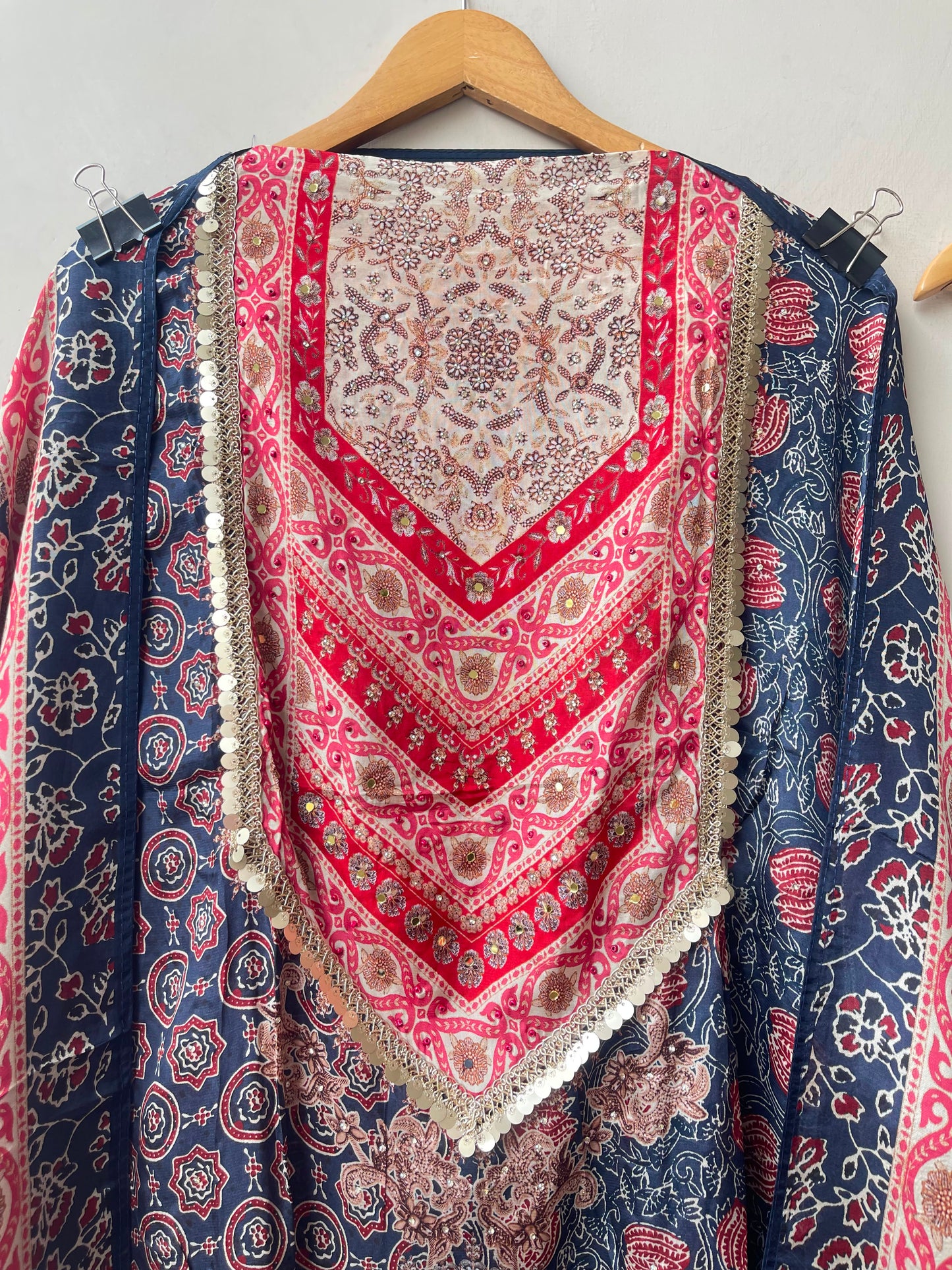 Satin crepe printed ladies unstitched suit Rc19153