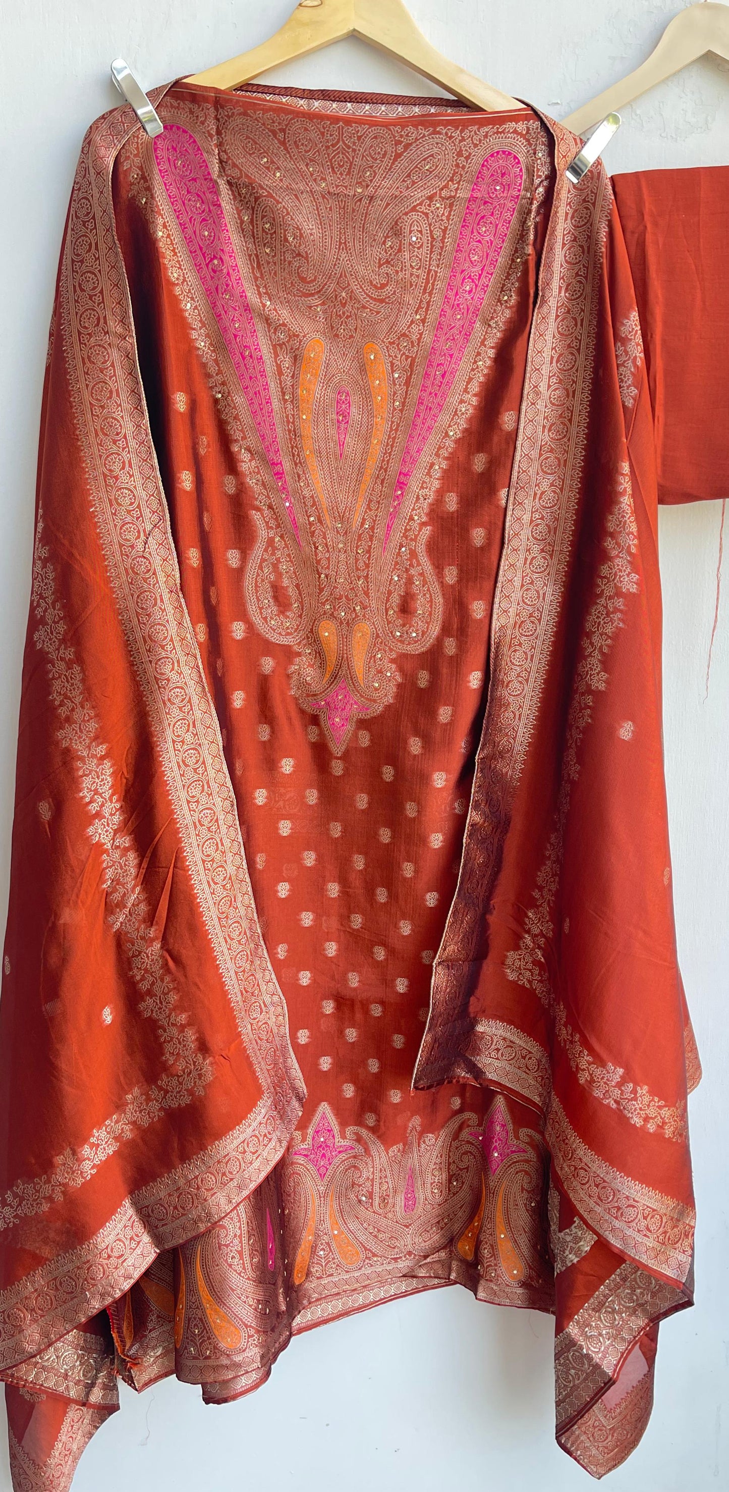 Banarasi silk fabric unstitched ladies suit Rc17878 (a)
