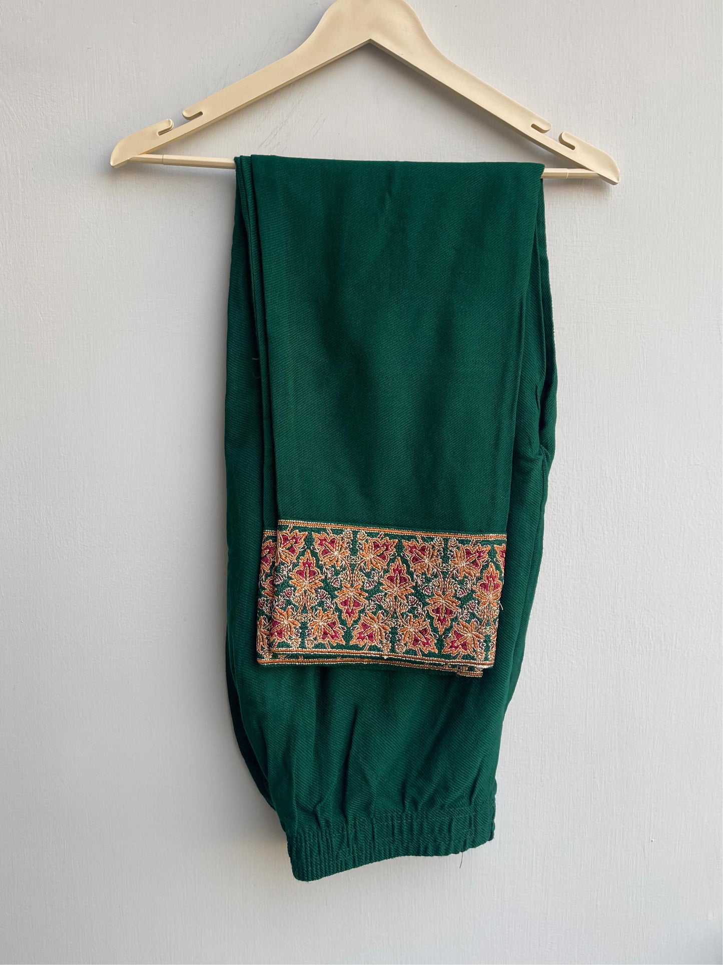 Kashmiri kadai pheron ladies readymade coord set Rc18886