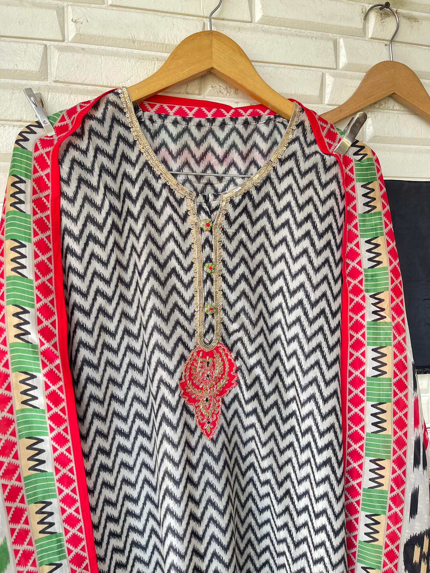 Satin Crepe Ikkat Printed Unstitched Ladies Suit RC-18403