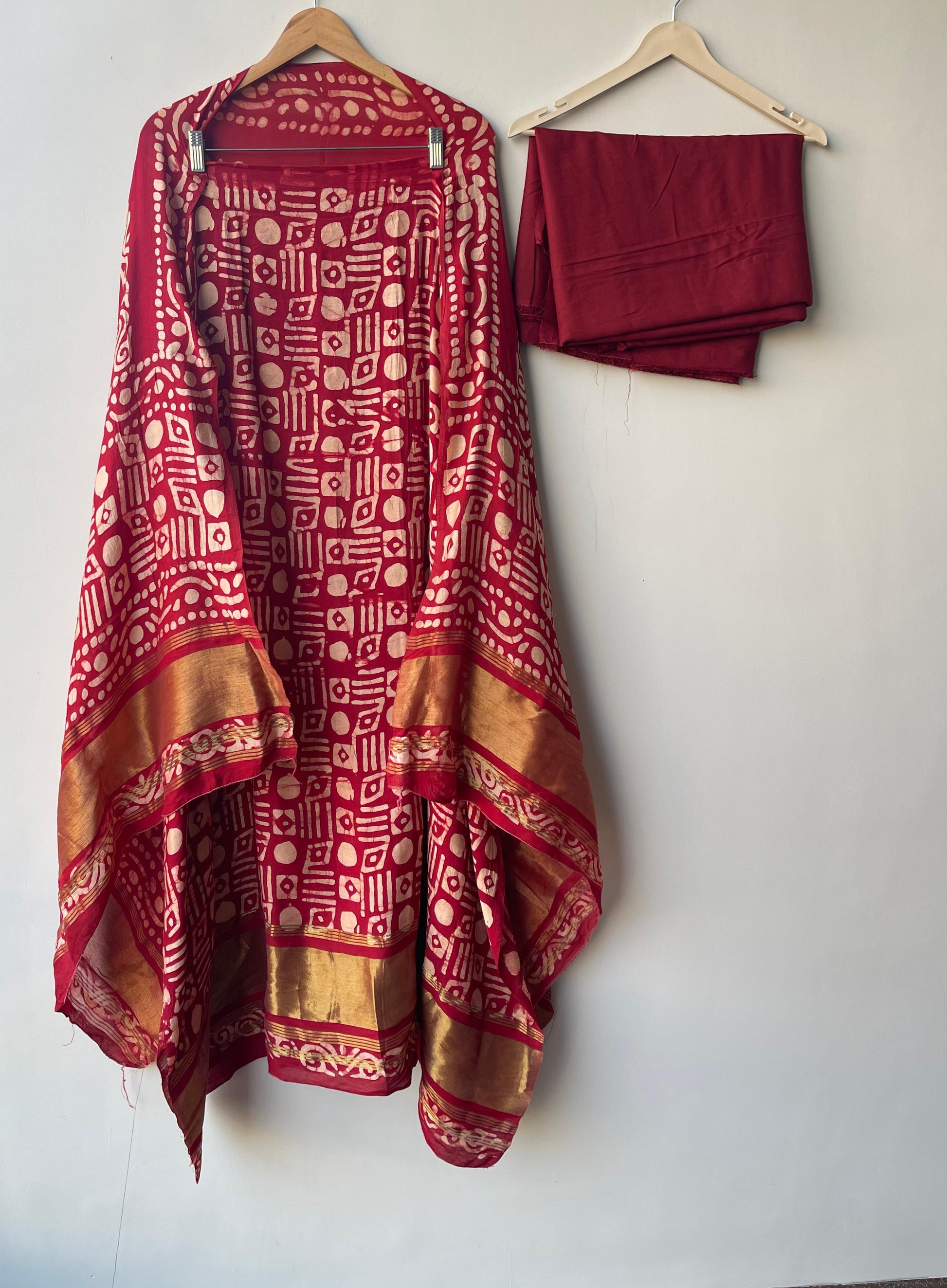 Banarasi Cotton Printed Ladies Unstitched Suit RC-18720 (a) – view 3
