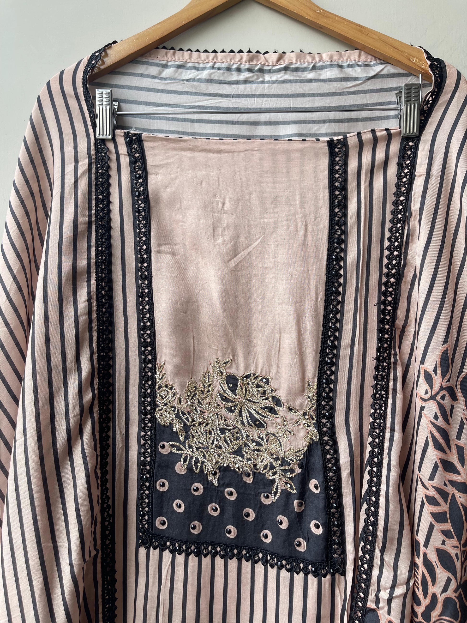 Muslin Printed Unstitched Ladies Suit RC-18764 – view 8