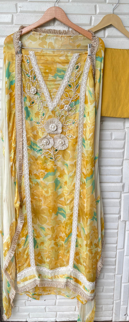 Burberry printed unstitched ladies suit Rc17603 (c)