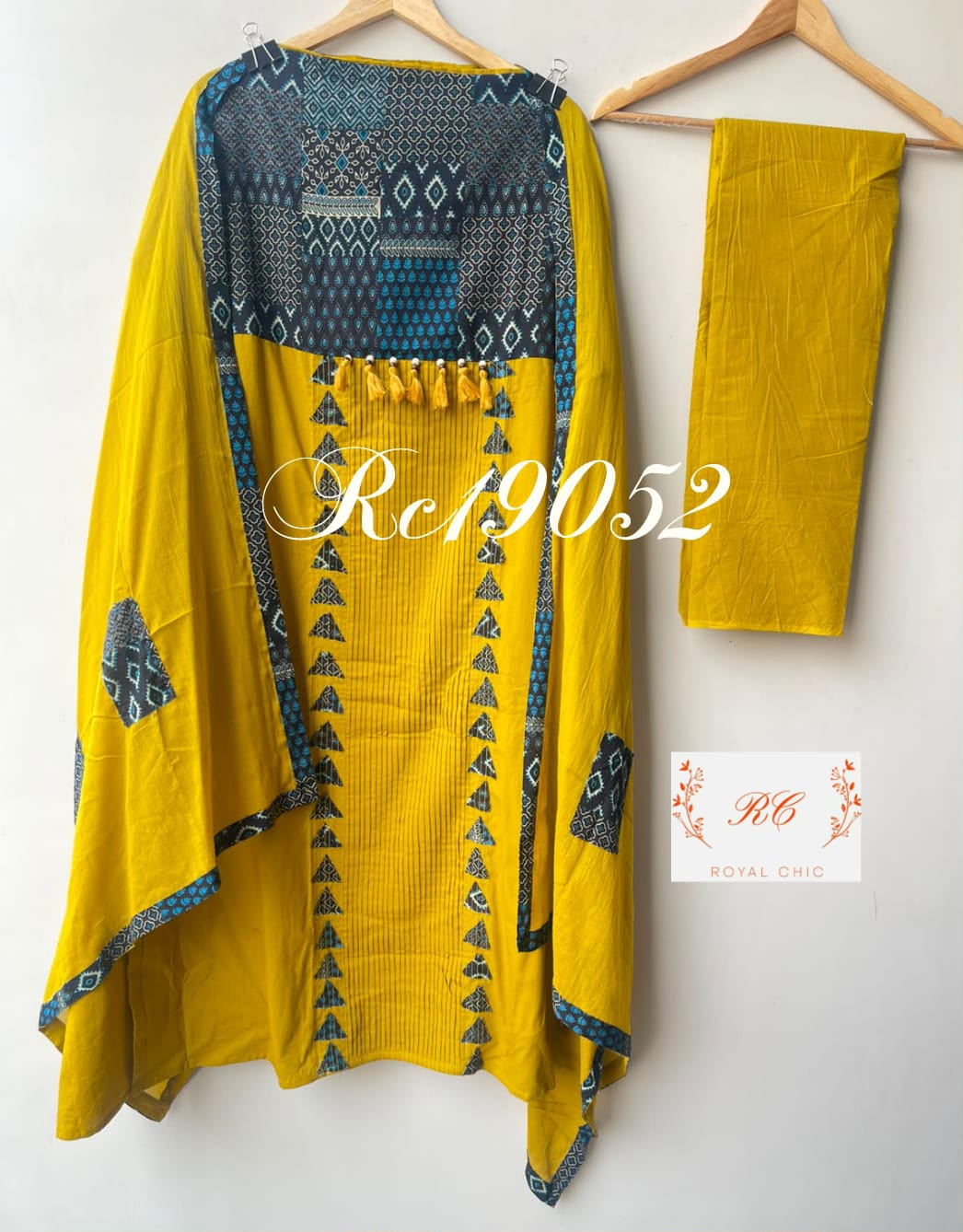 Cotton fabric unstitched ladies suit Rc19052