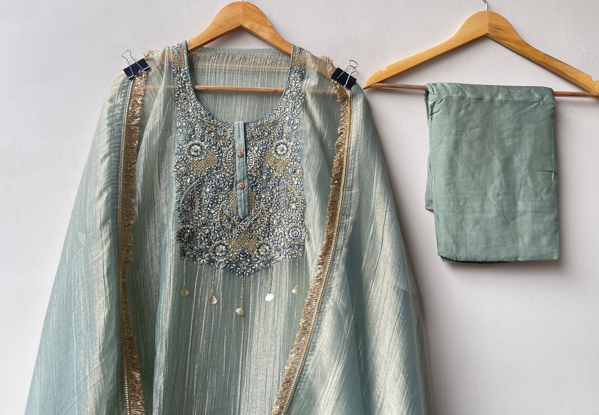 Extremely Elegant Pure Shimmer Crushed Tissue 3 Pcs Unstitched Suit Set