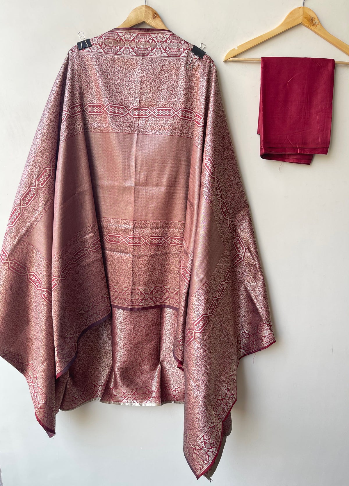 Shimmer Giraffe Silk woven unstitched ladies suit