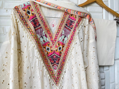 Chikan cotton unstitched ladies suit Rc17428
