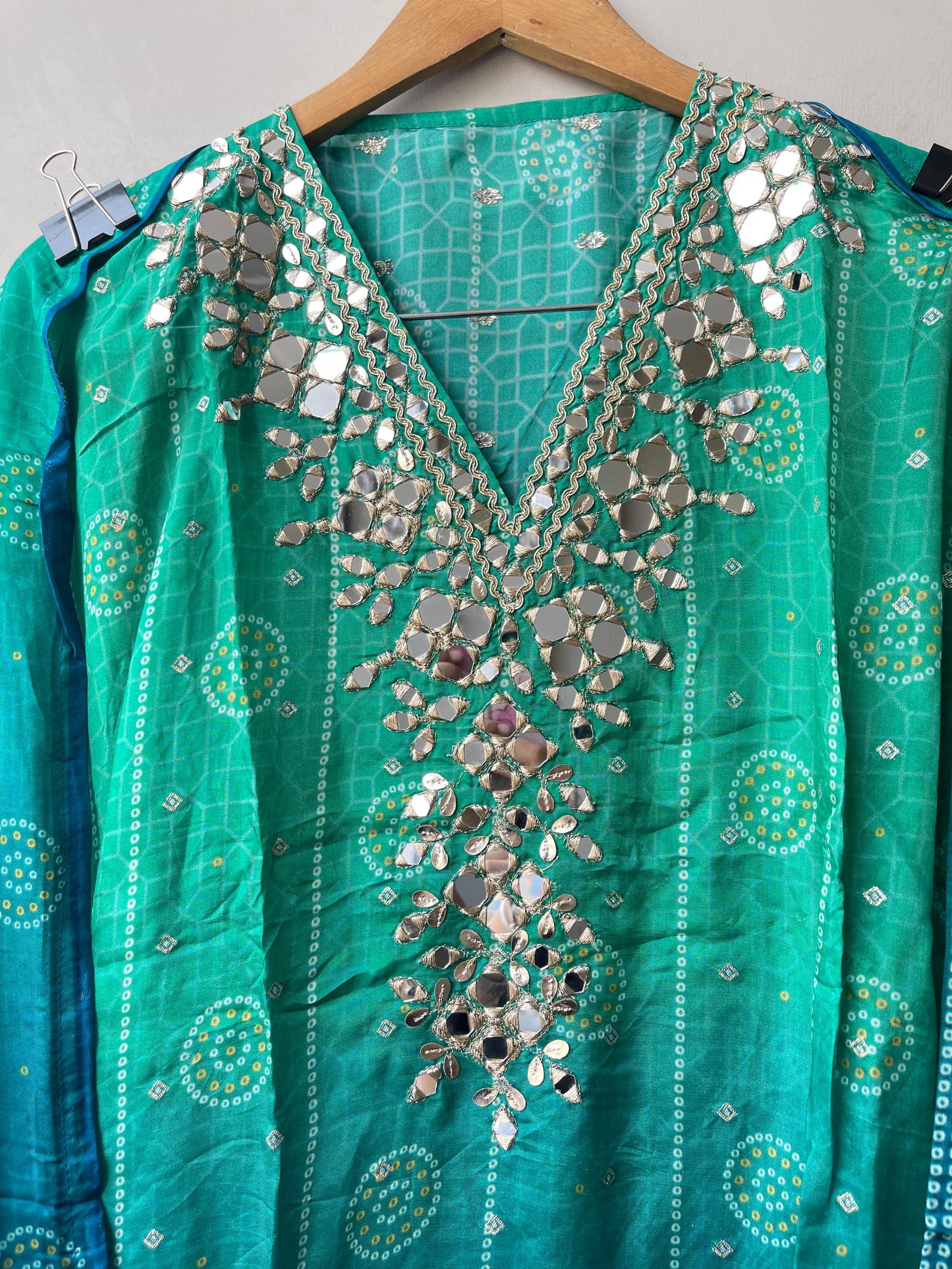 Double shaded banarasi ladies unstitched printed suit Rc19324