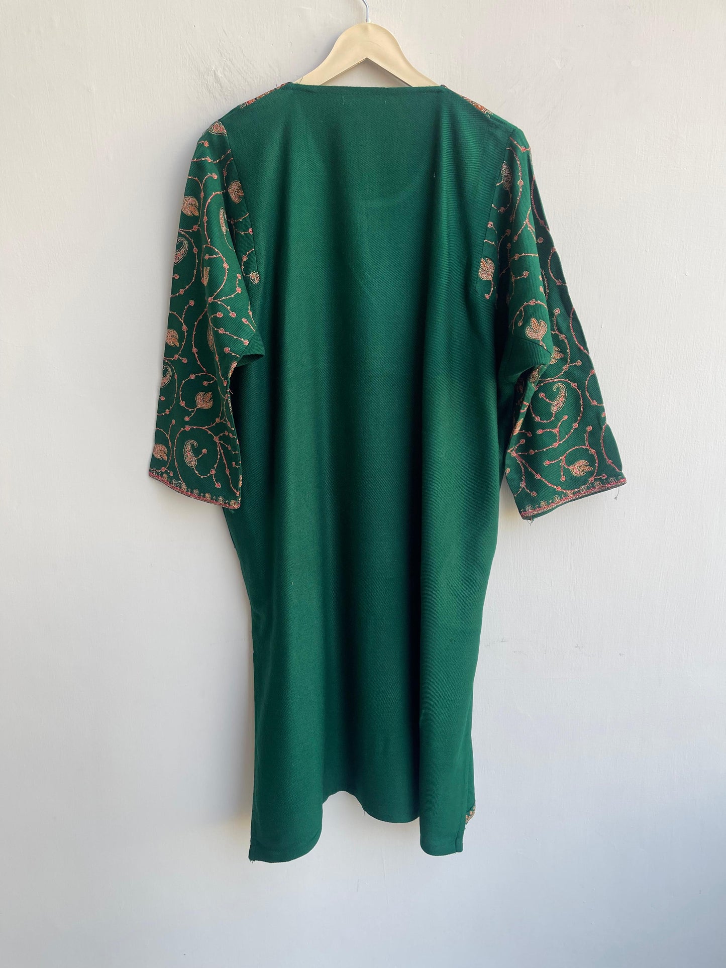 Kashmiri pheron readymade ladies kurta Rc18215