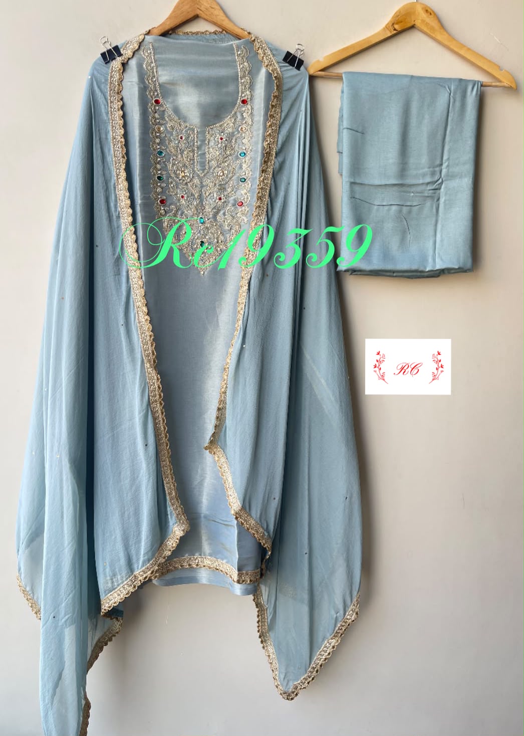 Shimmer Silk Kutdanna Embroidered unstitched ladies suit set