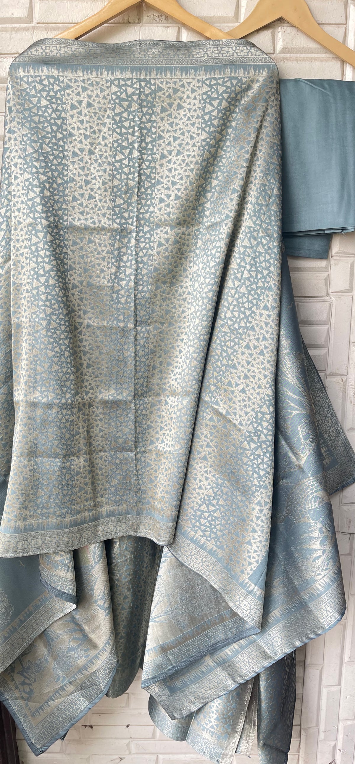 Premium Shimmer Giraffe Silk woven  Unstitched Designer Suit Set