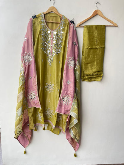 Shimmer silk unstitched ladies suit