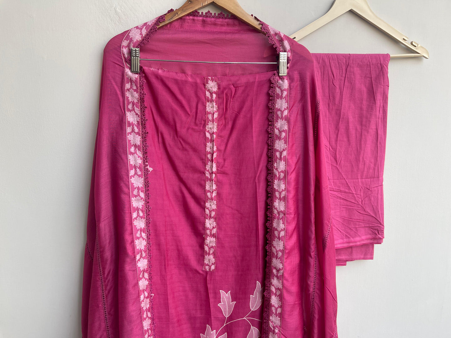 Mul chanderi printed ladies unstitched suit Rc18585