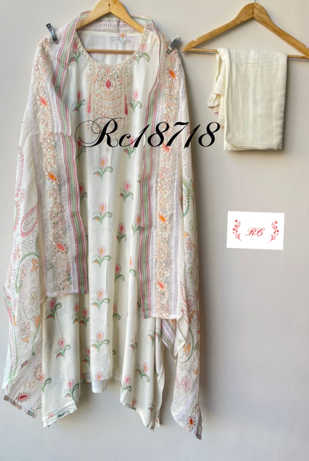 Muslin Printed Semi Stitched Ladies Suit RC-18718 – view 3