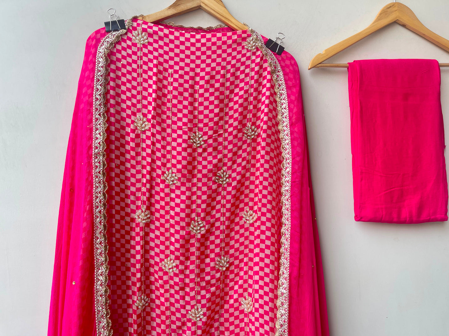 Mul chanderi printed ladies unstitched suit Rc19238