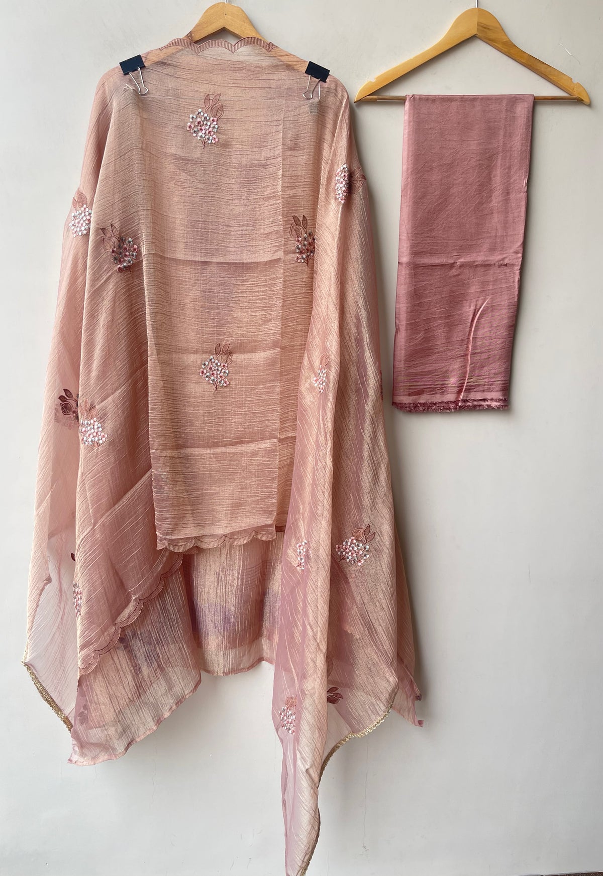 Exquisite Shimmer Crushed Tissue Unstitched 3Pcs Designer Suit Set
