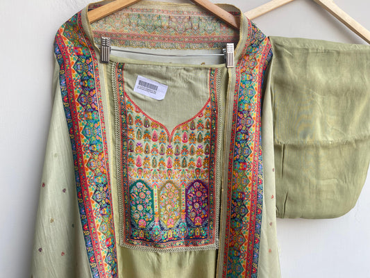 Silk unstitched ladies suit Rc18251