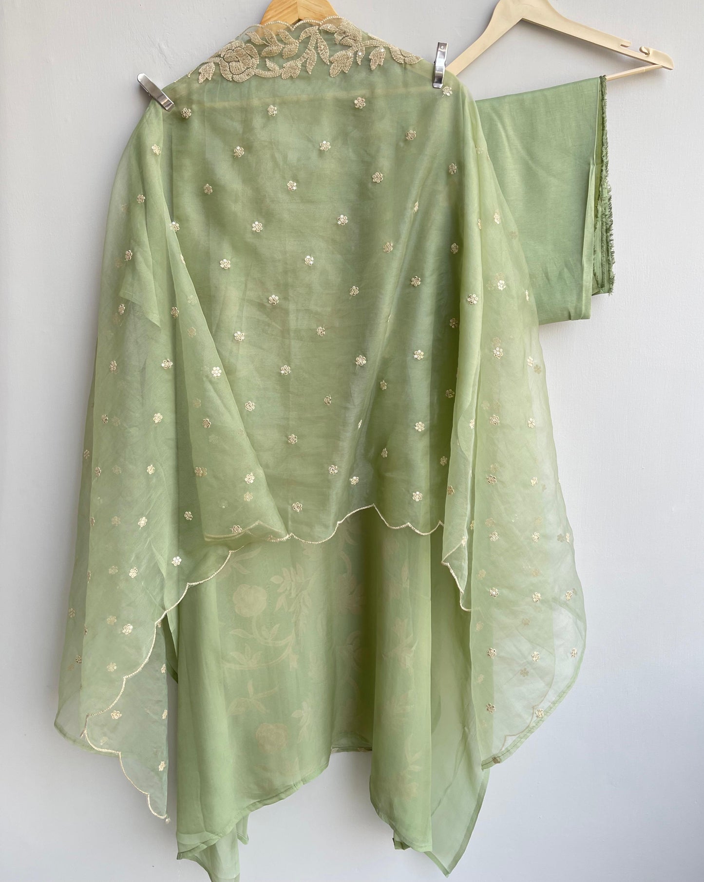 Organza unstitched ladies suit Rc17936 (b)