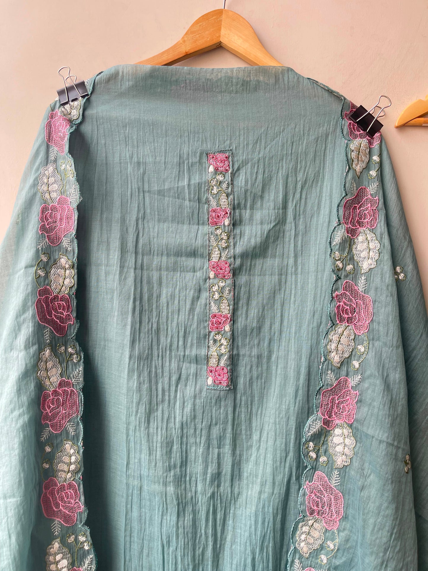 Crushed mul cotton ladies unstitched suit Rc19198