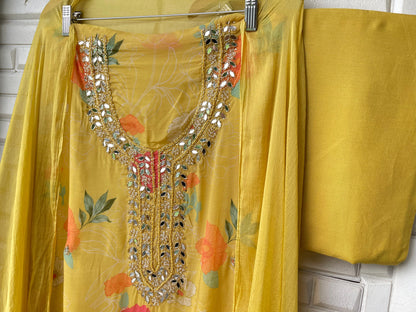 Organza unstitched ladies suit Rc17482