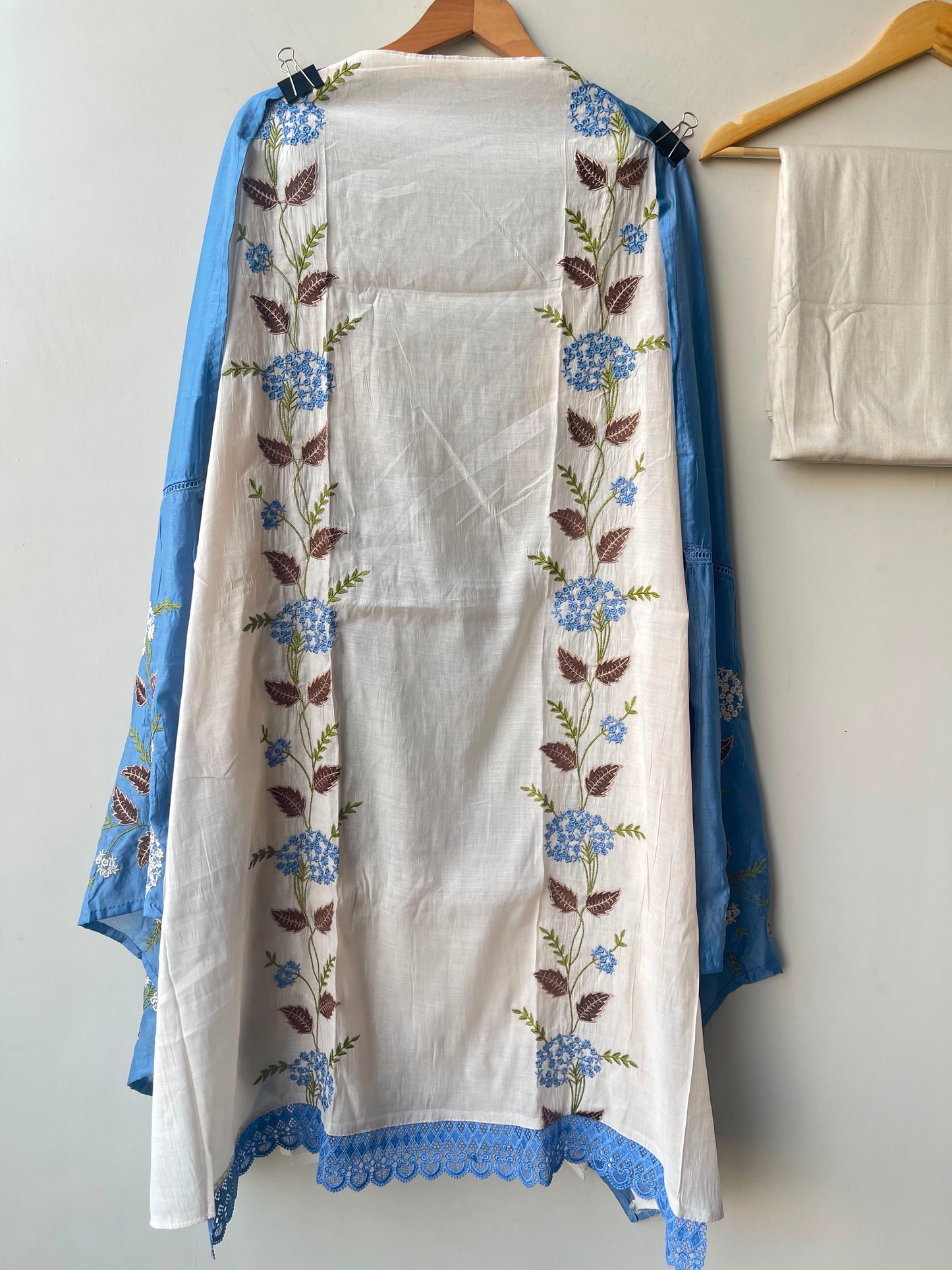 Mul chanderi unstitched ladies suit Rc19113