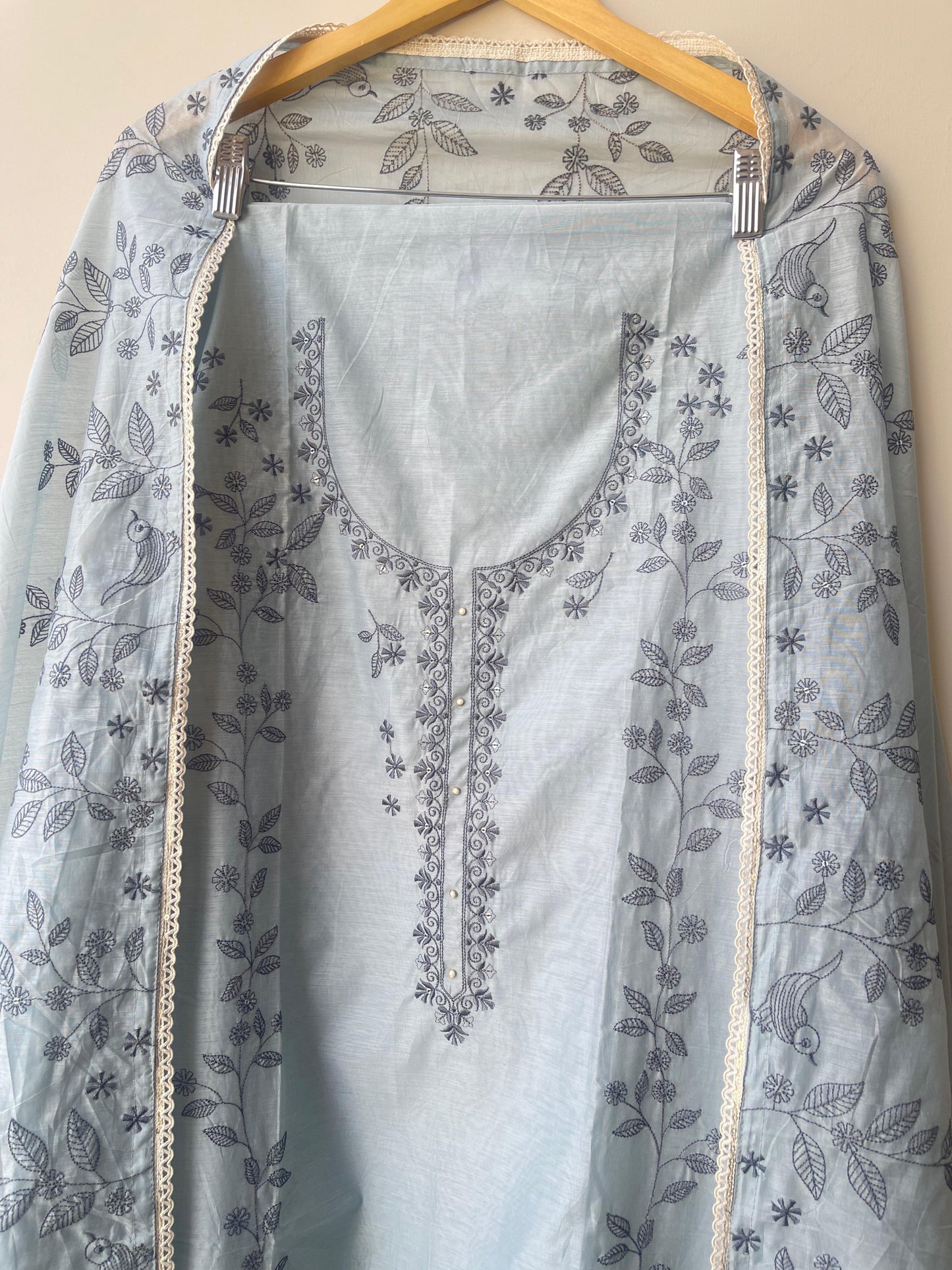 Mul Chanderi Unstitched Ladies Suit RC-18739