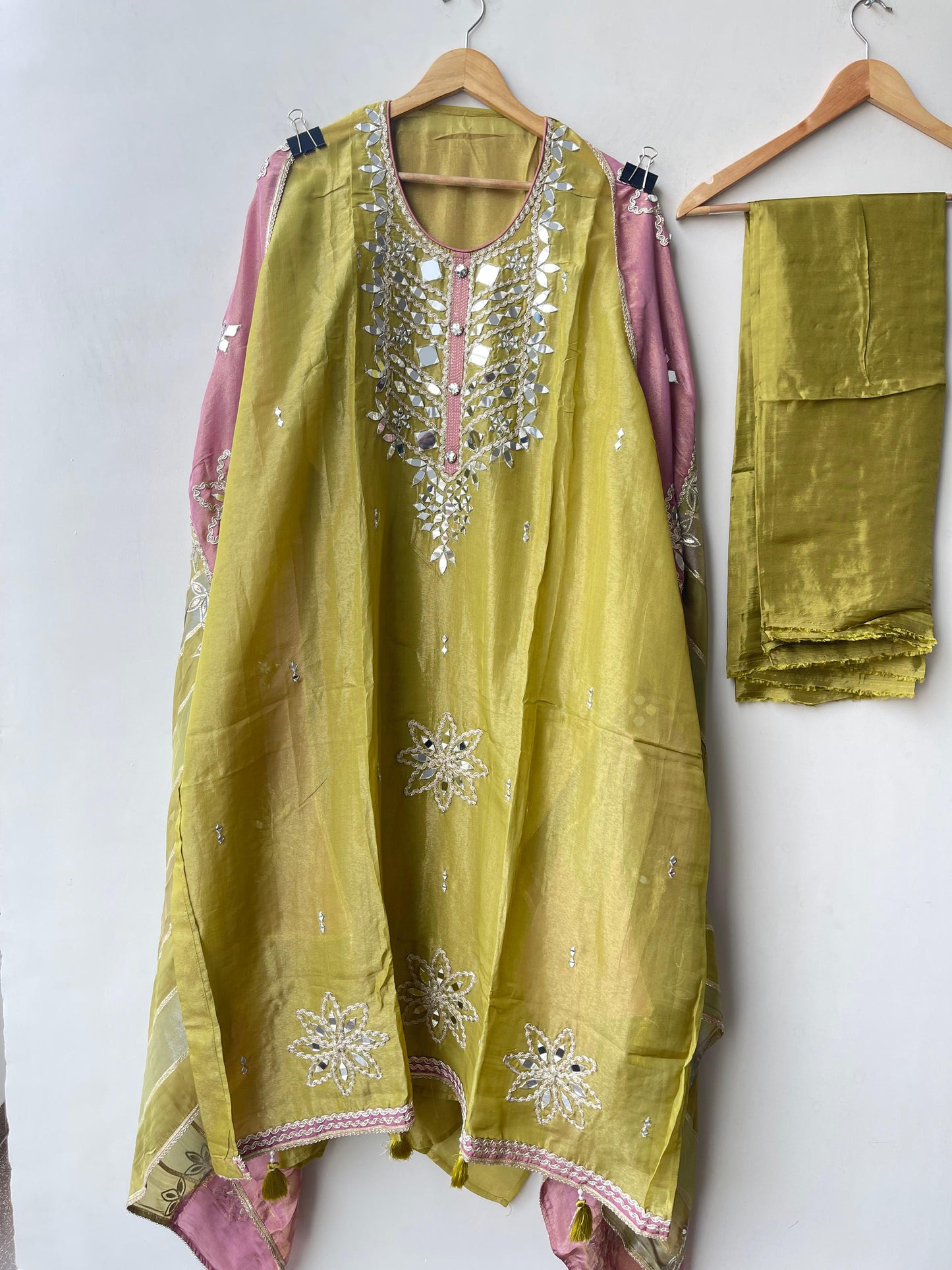 Shimmer silk unstitched ladies suit