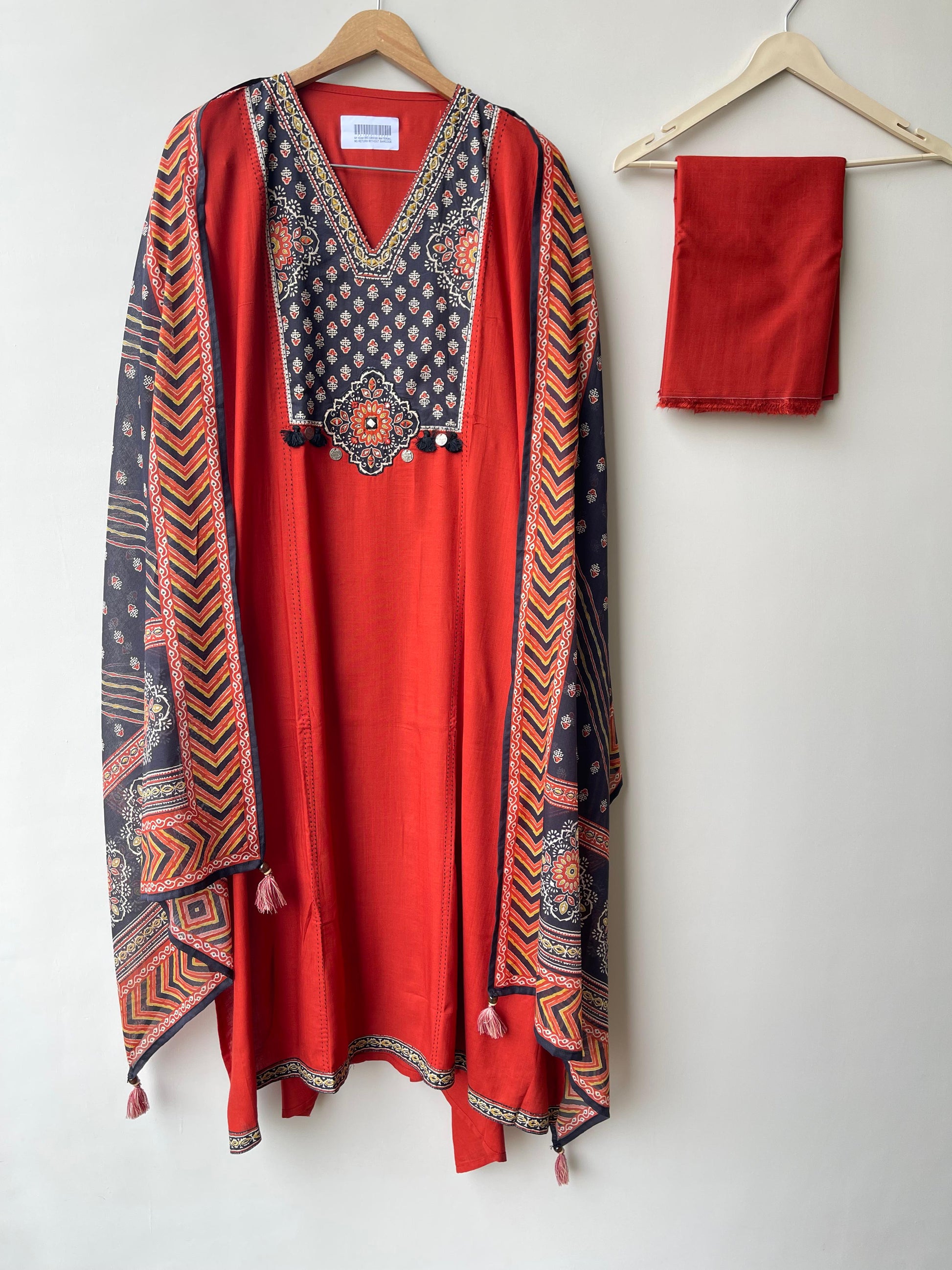 Cotton Printed Unstitched Ladies Suit RC-18637 (a) – view 6