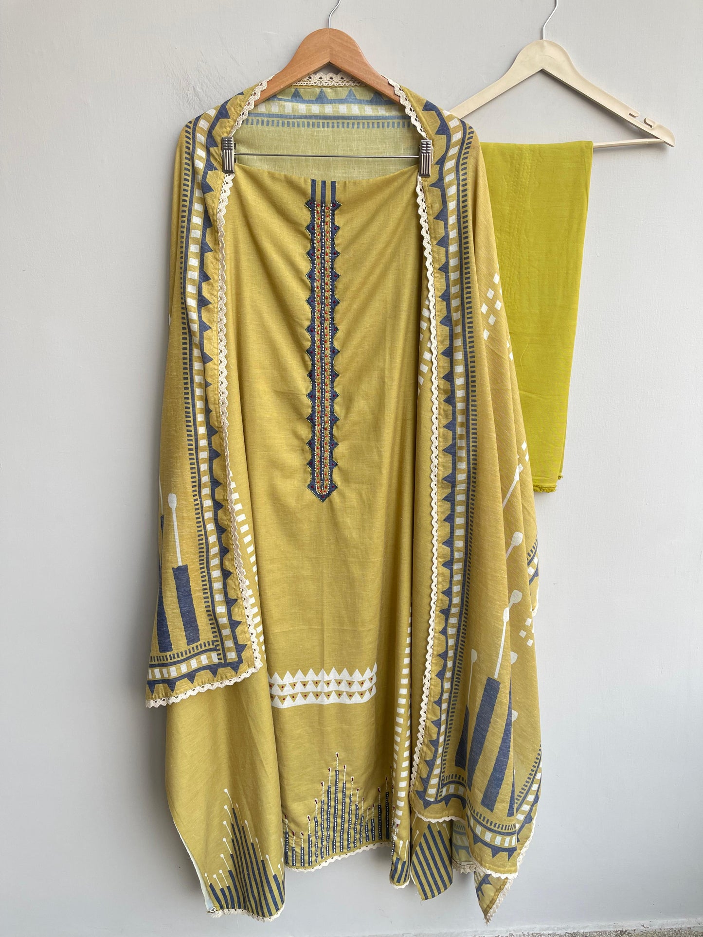 Linen cotton unstitched ladies suit Rc18457