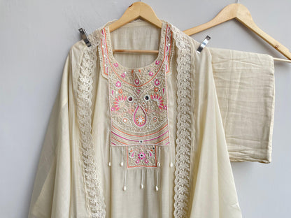 Mul Chanderi Unstitched Ladies Suit RC-18554