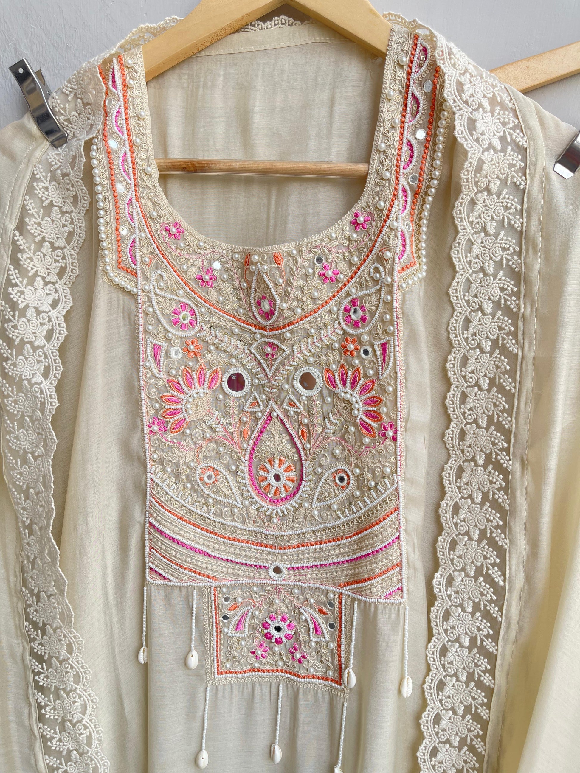 Mul Chanderi Unstitched Ladies Suit RC-18554 – view 4